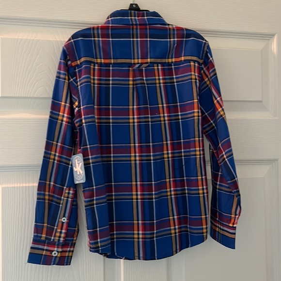 Boy size 6 button down plaid shirt - Picture 2 of 2